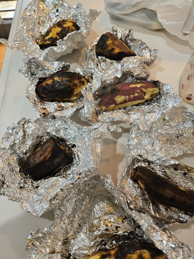 焦げた焼き芋
